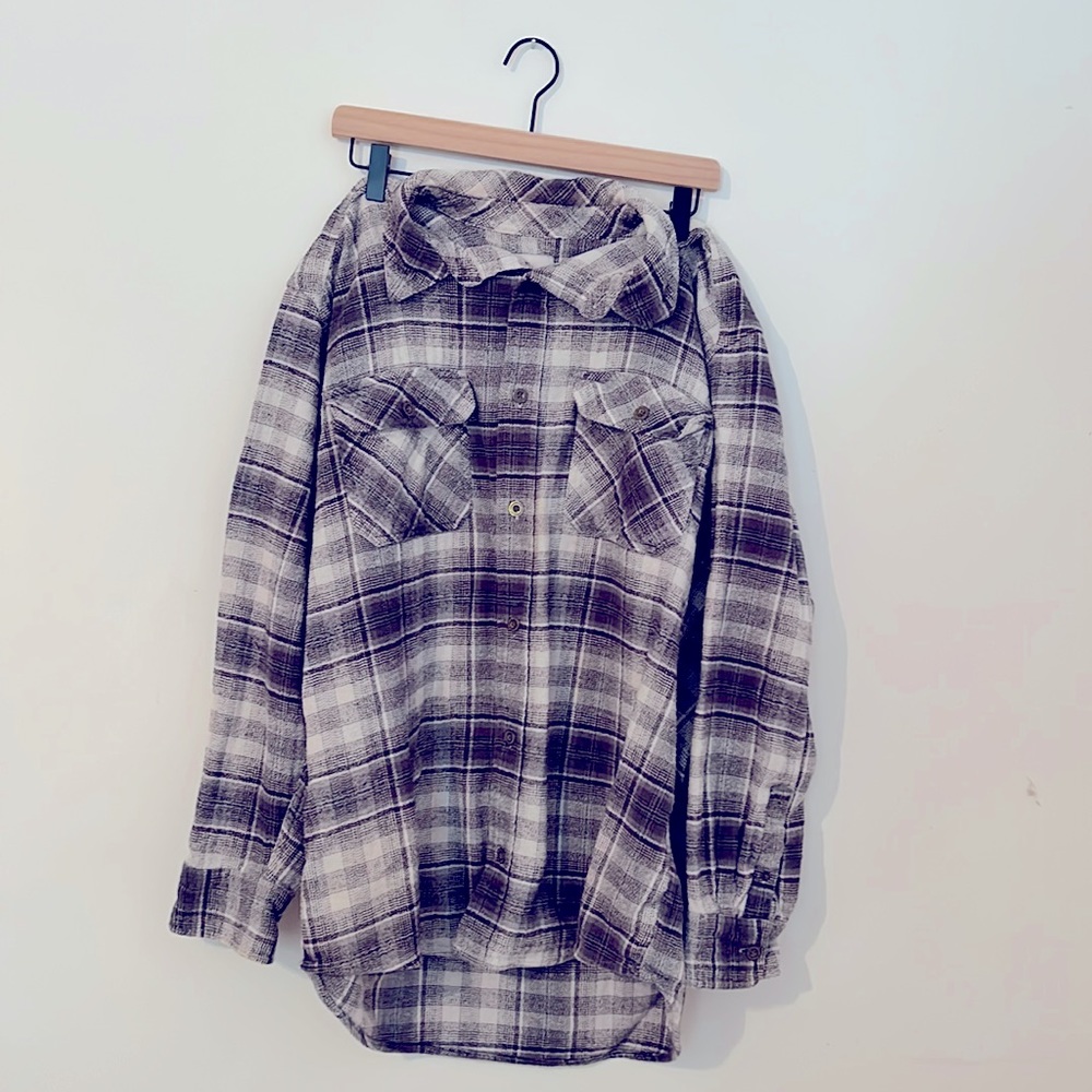 Field and stream men’s vintage flannel shirt, size XL.